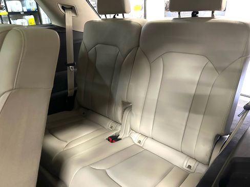Used 2017 Audi Q7 3.0T Premium Plus image 22