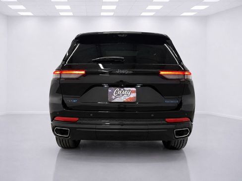 Used 2023 Jeep Grand Cherokee 30th Anniversary AWD/4WD image 14