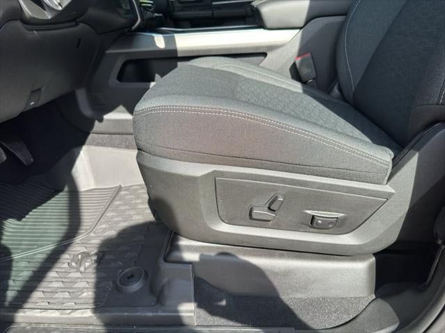 New 2026 RAM 2500 Big Horn AWD/4WD image 32