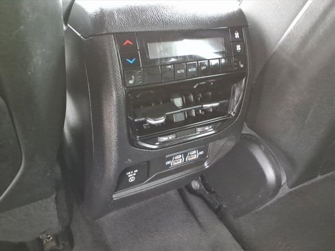 Used 2022 Jeep Grand Cherokee L Limited w/ Trailer Tow Group (B) image 33