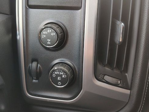 Used 2014 GMC Sierra 1500 SLE w/ SLE Value Package AWD/4WD image 25