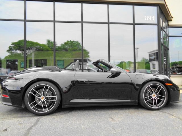 Used 2026 Porsche 911 Carrera RWD image 4
