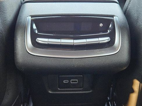 Used 2024 Cadillac XT6 Luxury w/ LPO, Floor Liner Package AWD/4WD image 17