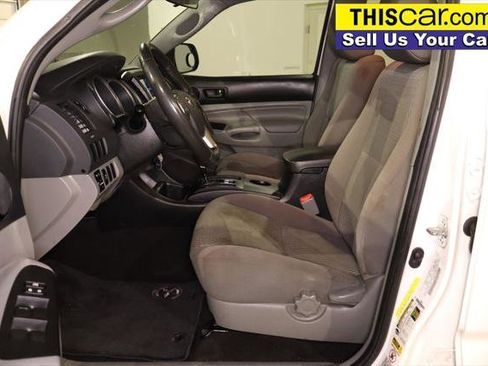 Used 2013 Toyota Tacoma PreRunner w/ Convenience Pkg image 21