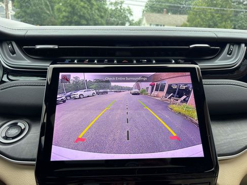 Used 2022 Jeep Grand Cherokee Limited 4xe AWD/4WD image 23