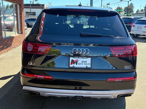 Used 2017 Audi Q7 3.0T Premium Plus image 5