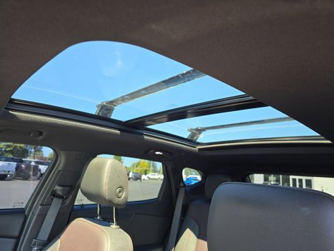 Certified 2023 Chevrolet Blazer RS w/ Driver Confidence II Package image 13