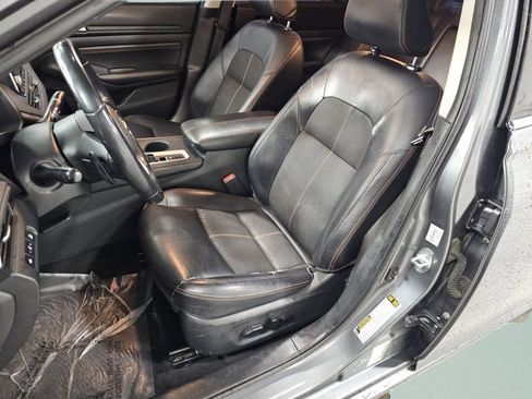 Used 2020 Nissan Altima 2.5 SR w/ Premium Package AWD/4WD image 6