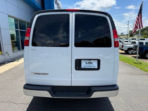 Used 2019 Chevrolet Express 3500 LT w/ LT Preferred Equipment Group RWD image 5