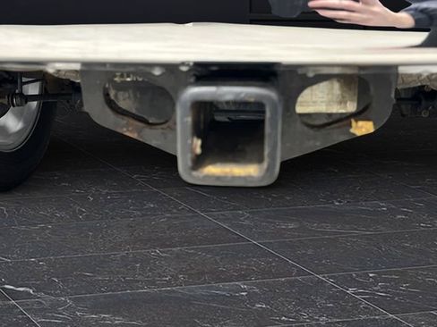 Used 2023 RAM 1500 Classic SLT image 30