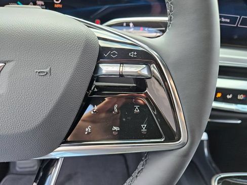 New 2026 Cadillac Lyriq Luxury RWD image 26