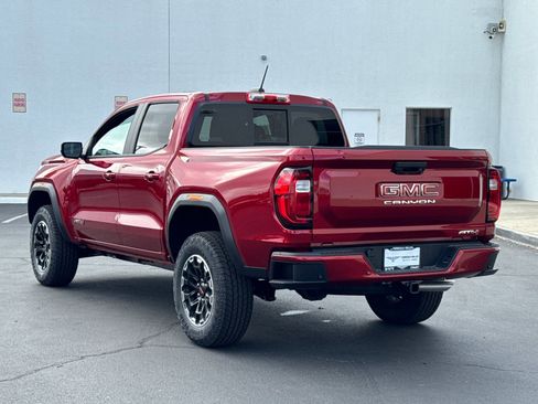 New 2026 GMC Canyon AT4 AWD/4WD image 11