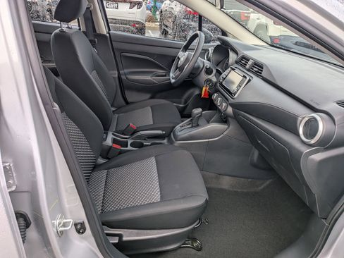 Used 2024 Nissan Versa S w/ S Plus Package image 31