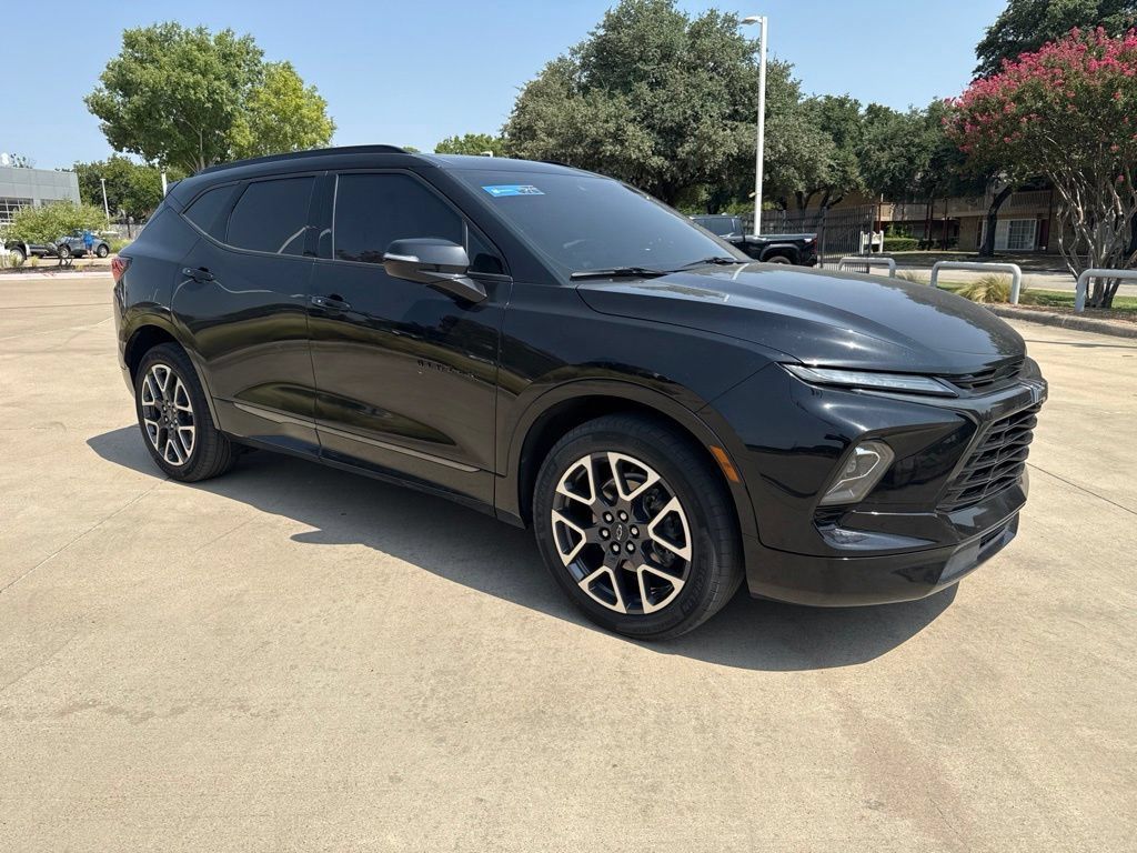 Used 2023 Chevrolet Blazer RS FWD image 9