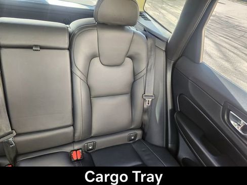 Certified 2023 Volvo XC60 B6 Ultimate w/ Protection Package Premier image 17