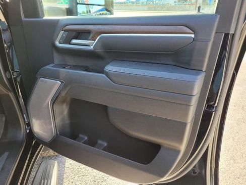 Used 2025 Chevrolet Silverado 2500 High Country w/ High Country Premium Package image 9