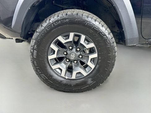 Used 2023 Toyota Tacoma TRD Off-Road AWD/4WD image 8