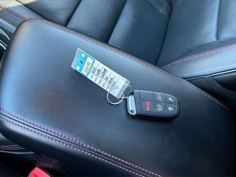 Used 2025 Dodge Durango R/T image 36