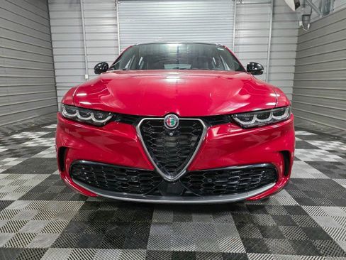 Used 2024 Alfa Romeo Tonale Ti AWD/4WD image 3