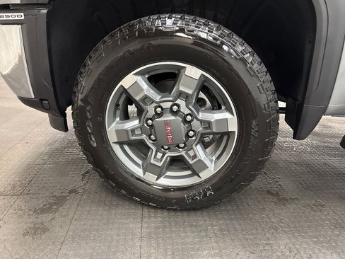 New 2026 GMC Sierra 2500 SLE w/ SLE Value Package; image 11