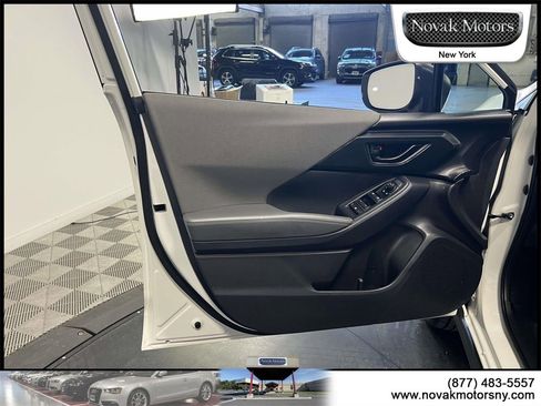 Used 2024 Subaru Crosstrek 2.0i Premium image 16