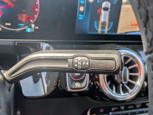 Certified 2025 Mercedes-Benz GLA 250 4MATIC image 24