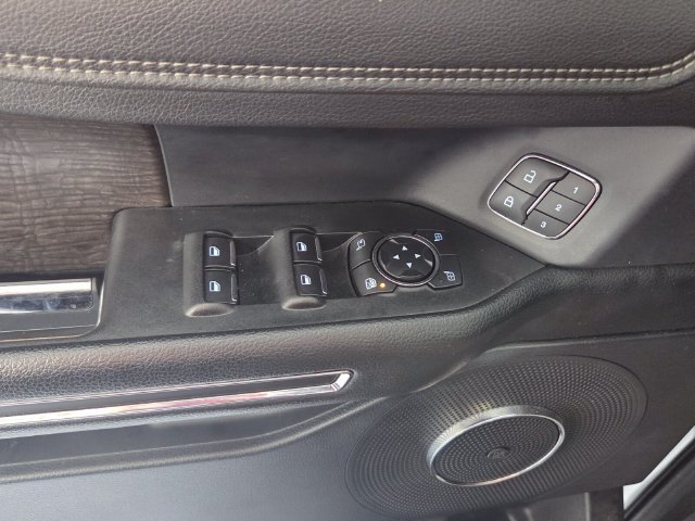 Used 2021 Ford Expedition Limited RWD image 33