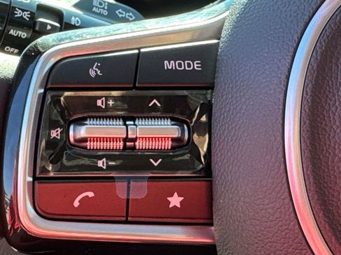 New 2026 Kia Carnival SX Prestige image 23