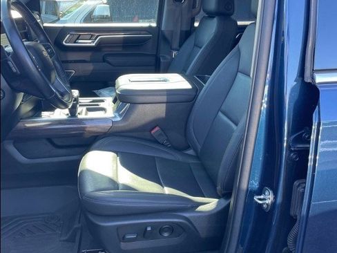 Used 2022 Chevrolet Silverado 1500 LTZ w/ LTZ Premium Package image 6