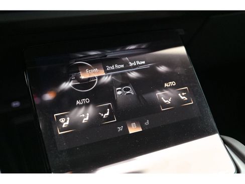 New 2026 Cadillac Vistiq Platinum image 36