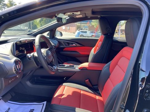 New 2025 Chevrolet Equinox EV RS w/ Convenience Package II image 9