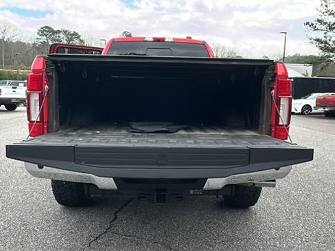 Certified 2022 Ford F250 Lariat w/ Lariat Ultimate Package image 18