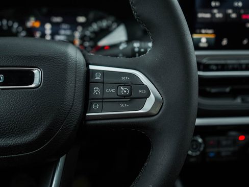 New 2026 Jeep Compass Limited image 22