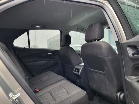 Used 2019 Chevrolet Equinox LT image 11