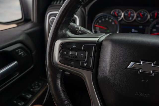 Used 2019 Chevrolet Silverado 1500 LT Trail Boss AWD/4WD image 18