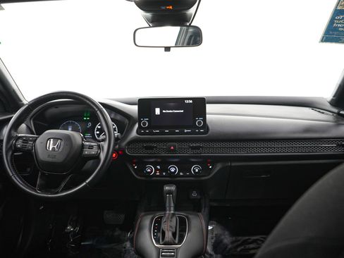 Used 2025 Honda HR-V Sport image 13
