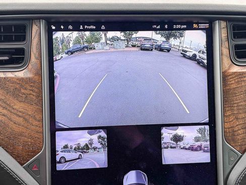 Used 2020 Tesla Model X Long Range AWD/4WD image 22