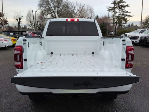 Used 2024 RAM 2500 Laramie image 25