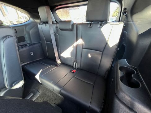 Used 2025 Toyota Highlander XSE image 31