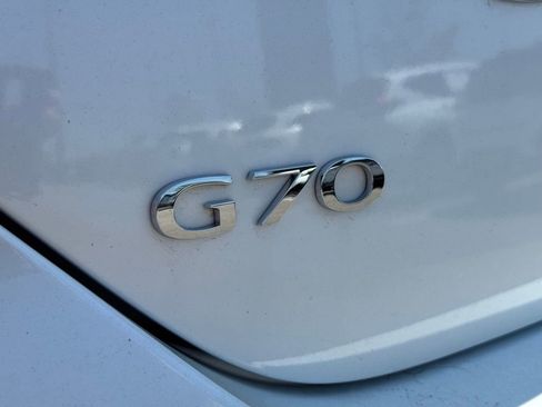 Used 2025 Genesis G70 2.5T image 14
