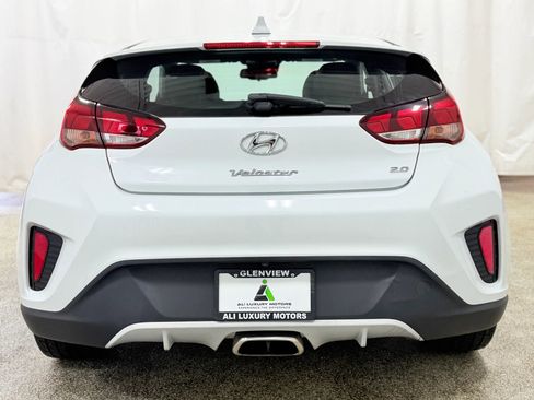 Used 2019 Hyundai Veloster 2.0 Premium image 7