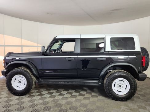 New 2025 Ford Bronco Heritage Edition image 4