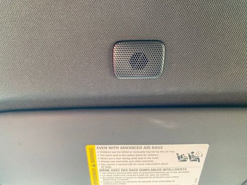 Used 2023 Chevrolet Colorado W/T image 21