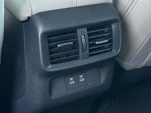 New 2025 Nissan Murano SL image 14