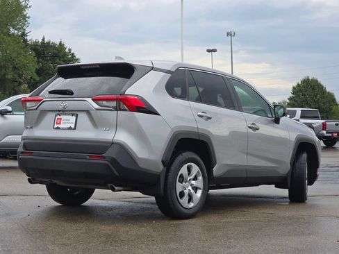 Used 2023 Toyota RAV4 LE FWD image 17