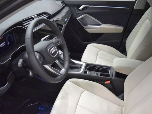 New 2025 Audi Q3 2.0T Premium Plus image 4