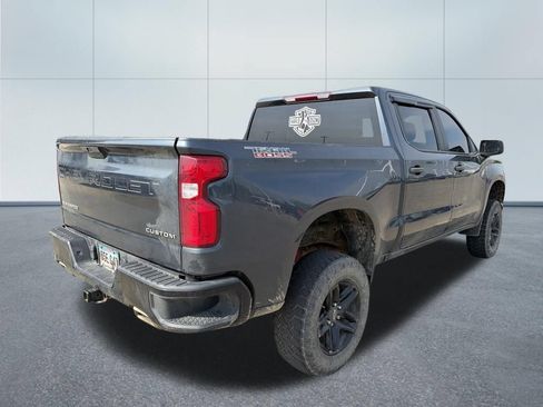 Used 2021 Chevrolet Silverado 1500 Custom Trail Boss AWD/4WD image 5