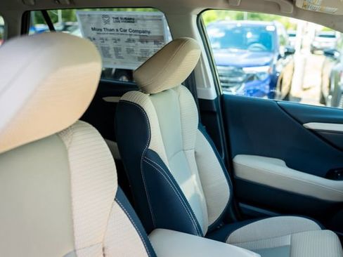 Certified 2025 Subaru Outback Premium image 8