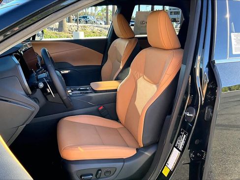 New 2026 Lexus RX 450h AWD image 18