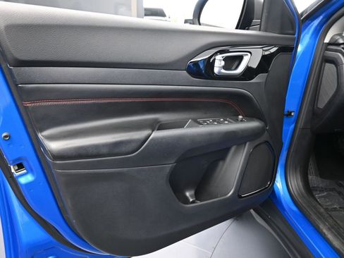 Used 2022 Jeep Compass Trailhawk image 15